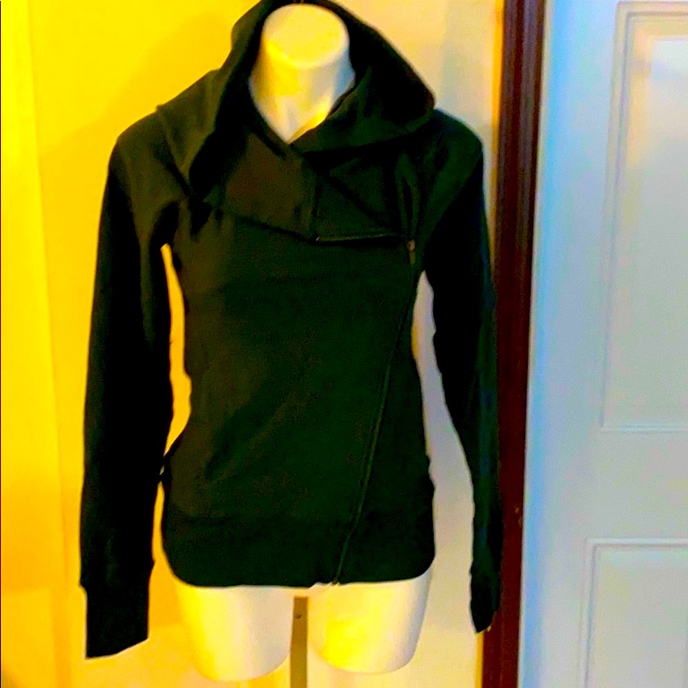 NIKE NWT hooded woman jogger Hunter Green top